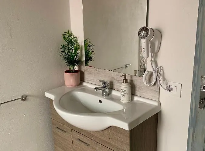 Green Rooms Ferrara 4*