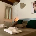 Green Rooms Ferrara Guest house