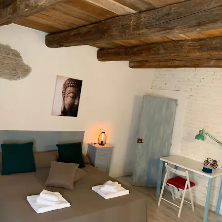 Konukevi Green Rooms Ferrara