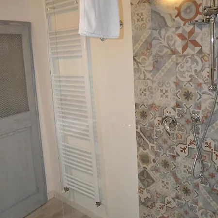 Green Rooms Ferrara Pensionat 4*