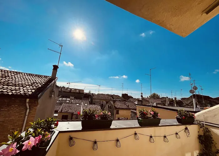 Pensjonat Green Rooms Ferrara 4*